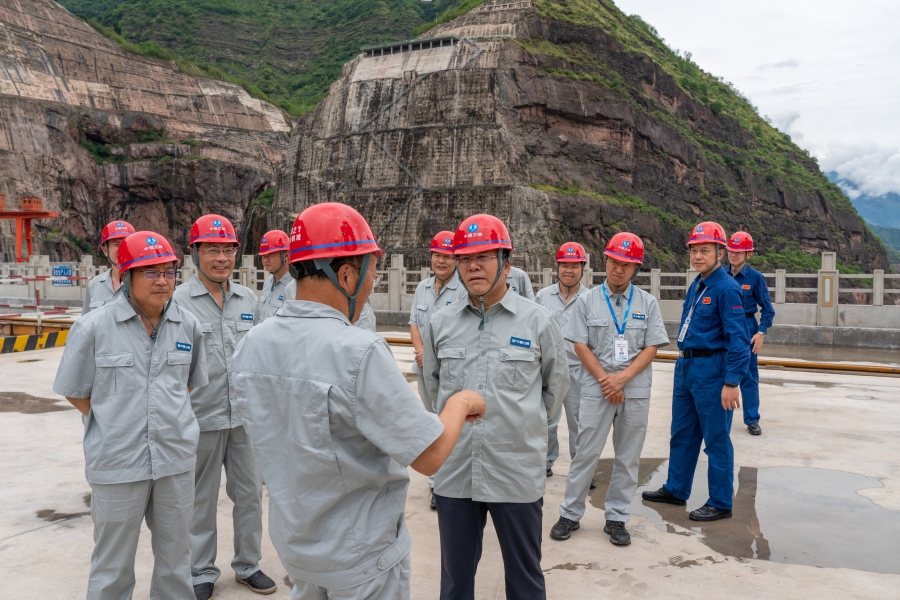 李富民赴白鶴灘水電站調研