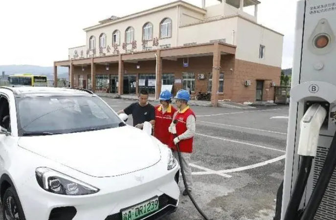 新能源汽車加快進入農(nóng)村市場，普及還需邁過三道坎