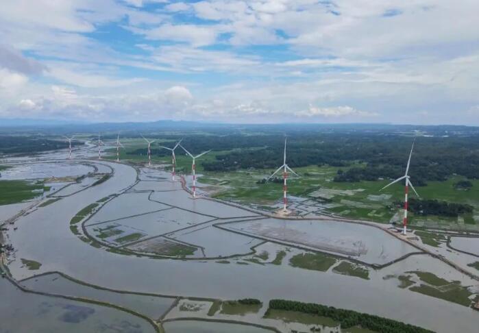 國家電投投資承建的孟加拉國首個集中式風電項目并網(wǎng)發(fā)電