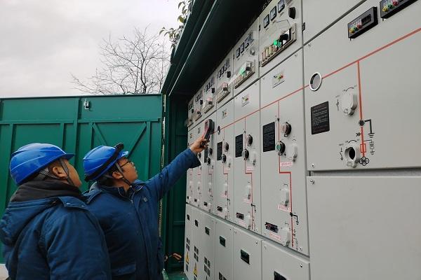 國網泰安供電公司加強線路設備巡視，備戰(zhàn)雨雪寒潮天氣