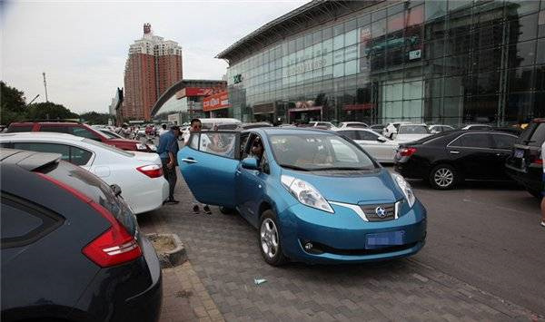 一年新車對折賣 新能源二手車何去何從？